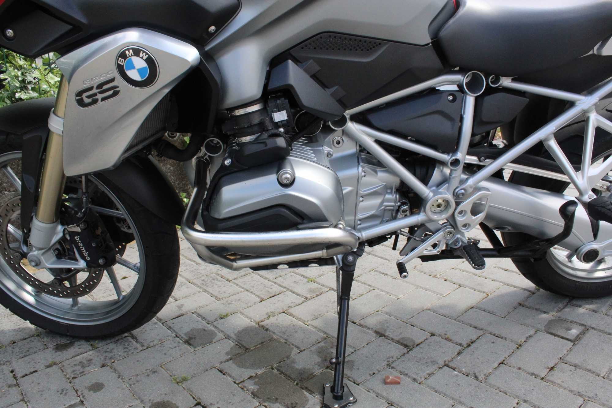 Moto BMW Gs 1200  C/ 3 malas
