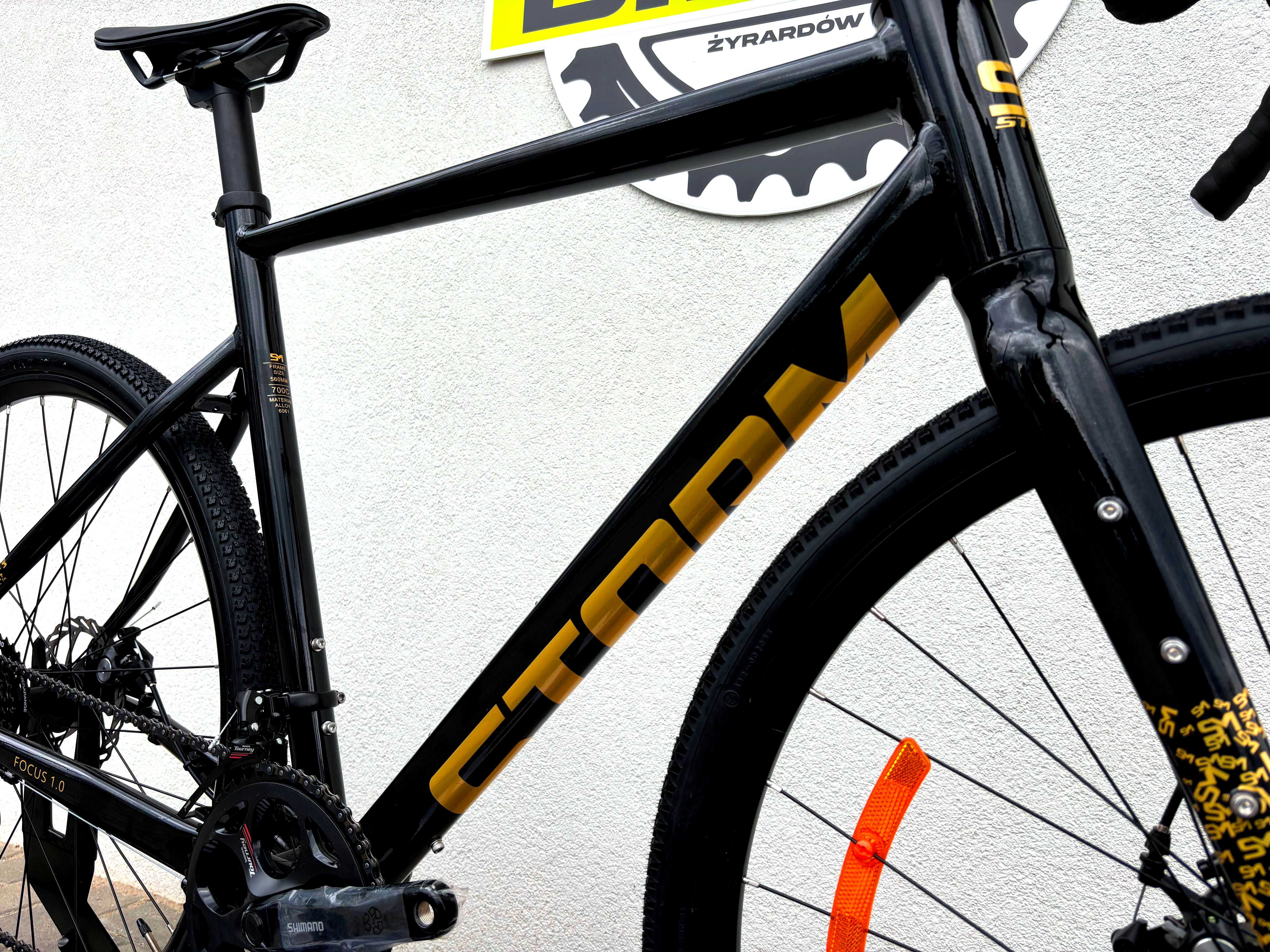 Rower GRAVEL * STORM FOCUS 1.0 DISC 28 * 56cm Hamulce TARCZOWE Shimano