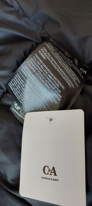 Абсолютно нова пухова куртка з капюшоном (розмір XXL)