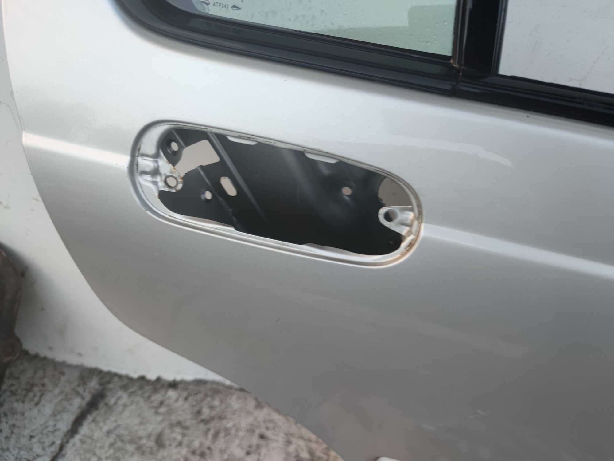 Rover 45 99r 1.1 Drzwi Prawy Tył Prawe Tylne