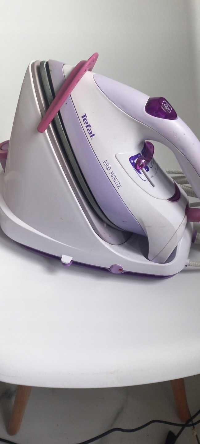 Stacja parowa-Żelazko Tefal