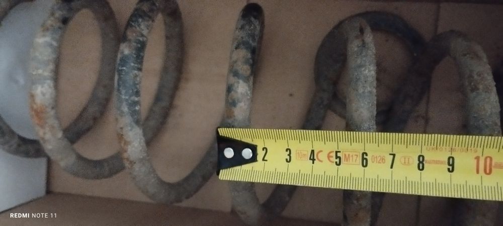 Пружины  б/у ( с фольца)