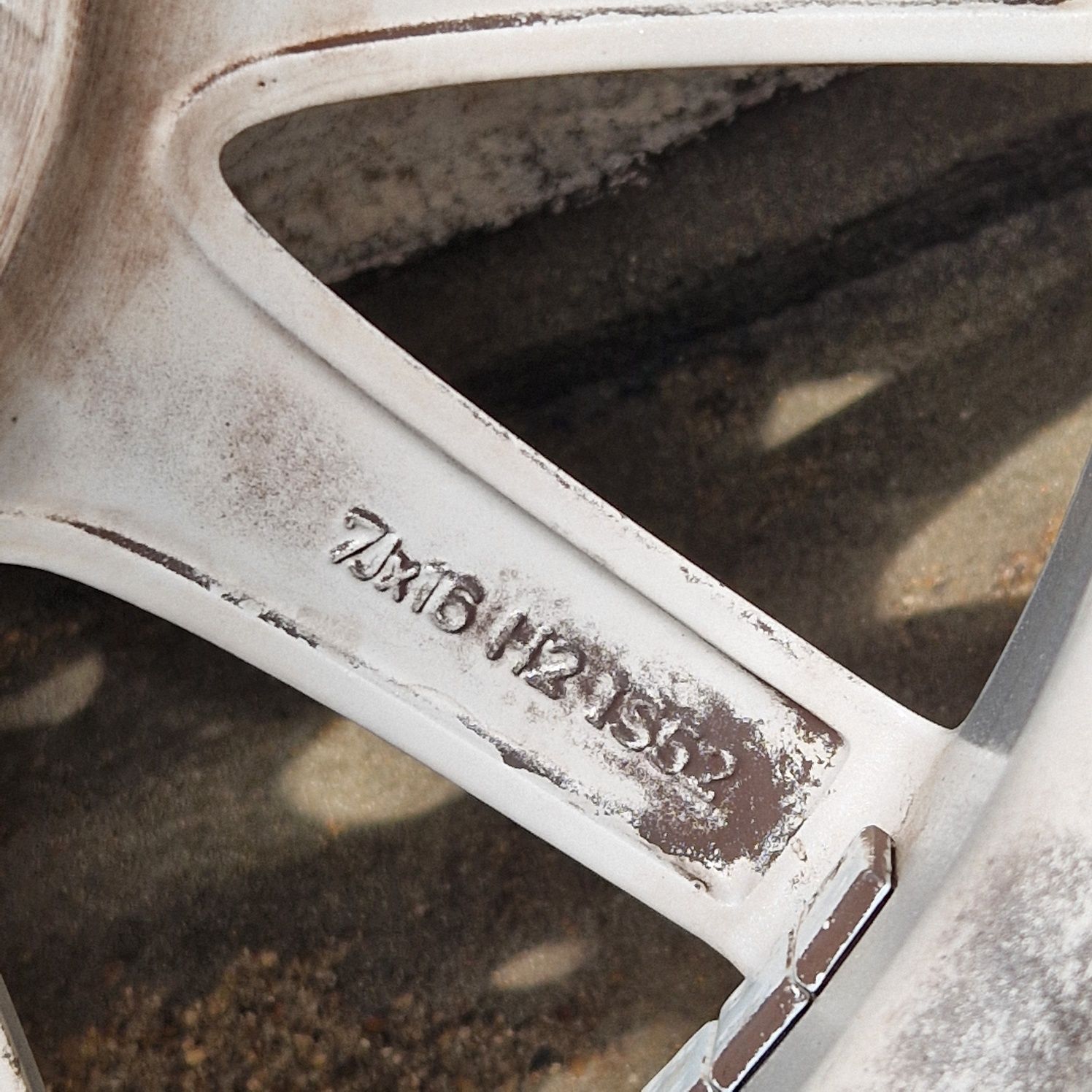 Jantes 16" BMW 5x112 com Pneus Continental – Usadas em Bom Estado