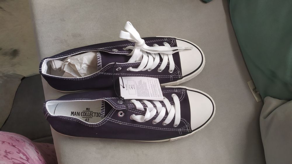 Tênis novos tamanho 42