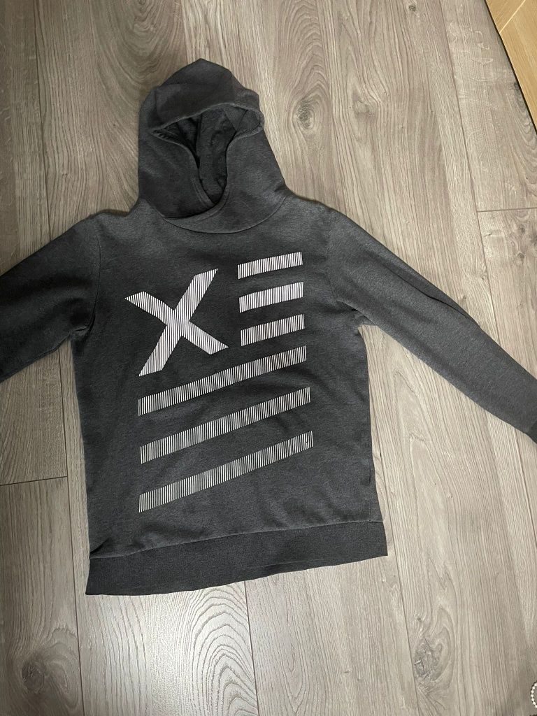 Bluza z kapturem 158 chłopiec