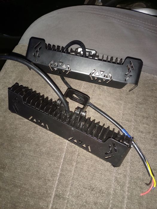 Линзованые лед противотуманки.