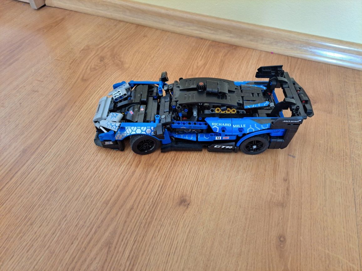 Lego technic samochod