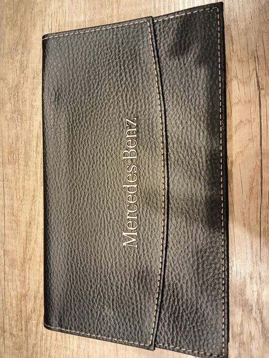Mercedes - etui.