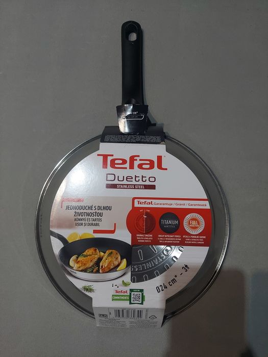 Patelnia Tefal 24 cm nowa