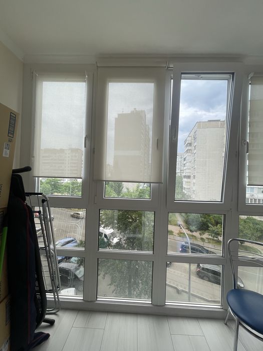 Продаж 3 кім.кв., вул.Гмирі 18, метро 7 хв.