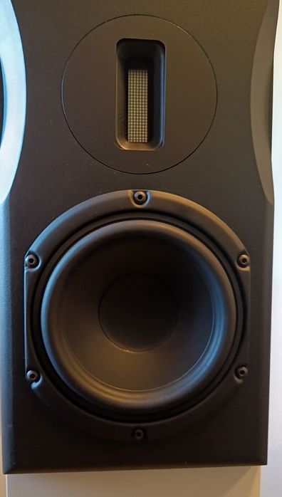 Colunas de chão Neat Ekstra