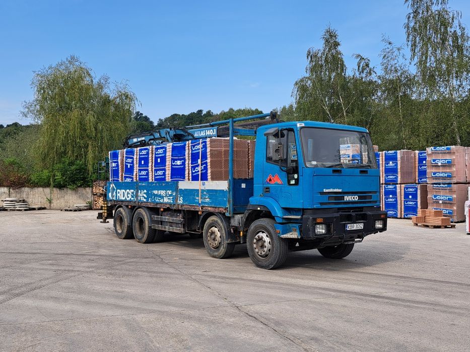 Iveco hds 8x4  skrzynią