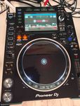 Odtwarzacz Pioneer CDJ 2000 Nxs2 Nexus 2 plus decksaver.