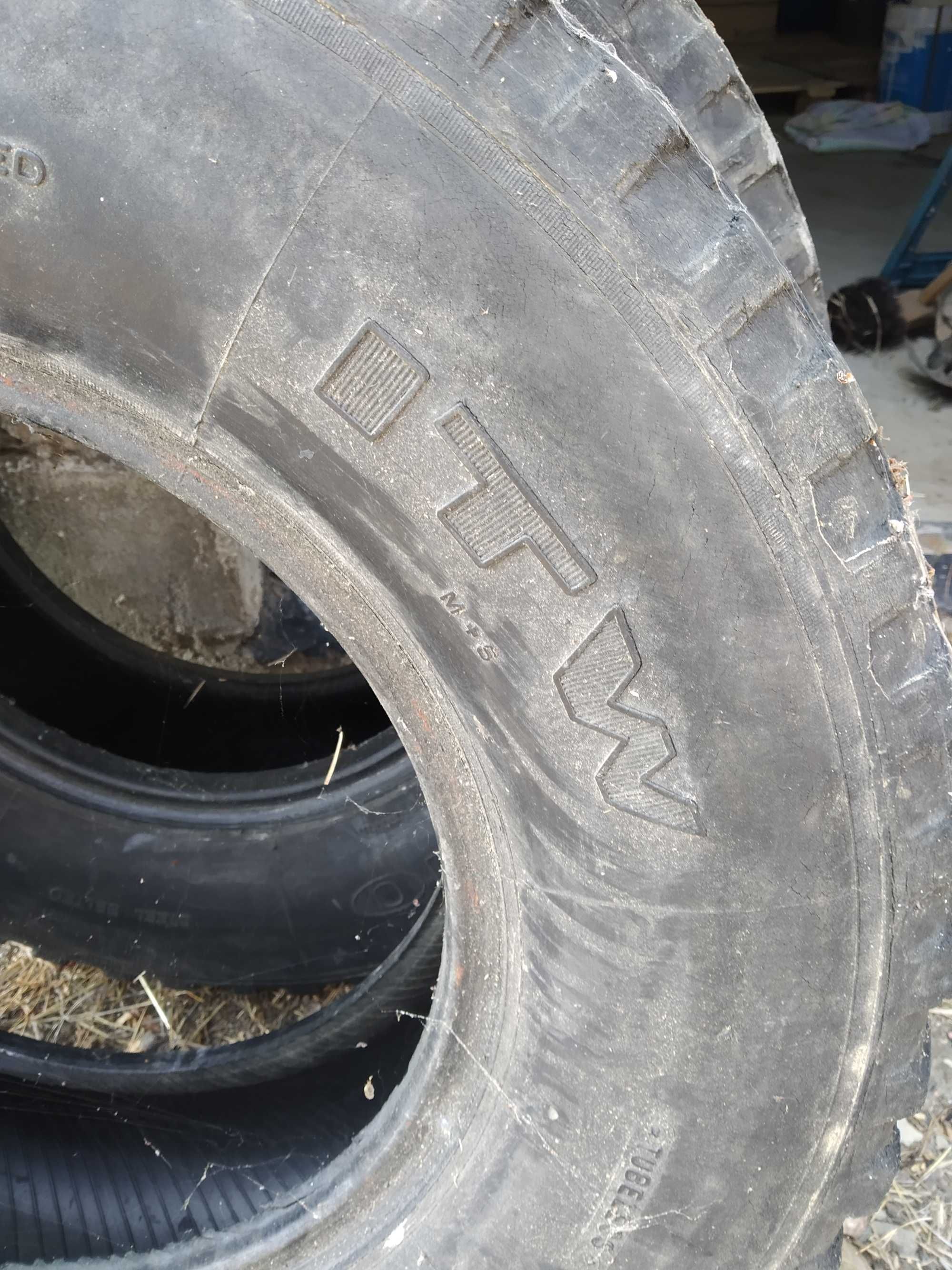 2 pneus 4x4, 235/75/15