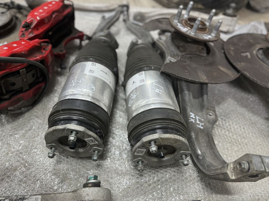 Стойка пневмо tesla x s rest