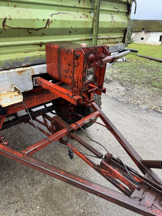 W ofercie Przyczepa Rolnicza 8t Niemieckeij Produkcji Diedam