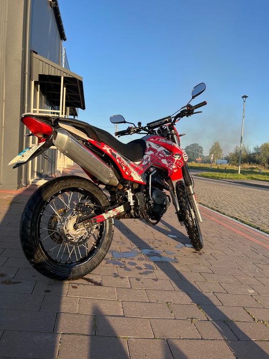 Geon X Road 250.