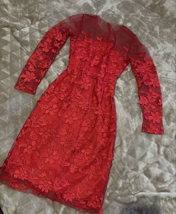 Сукня вечірня червона мереживна 42 р