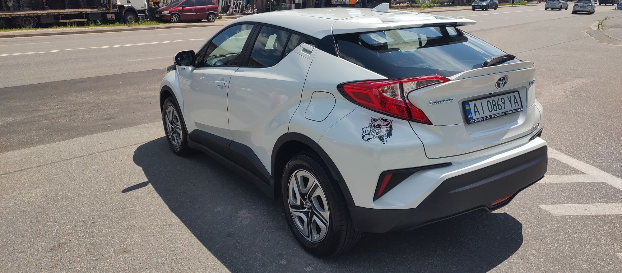Toyota C-HR електро