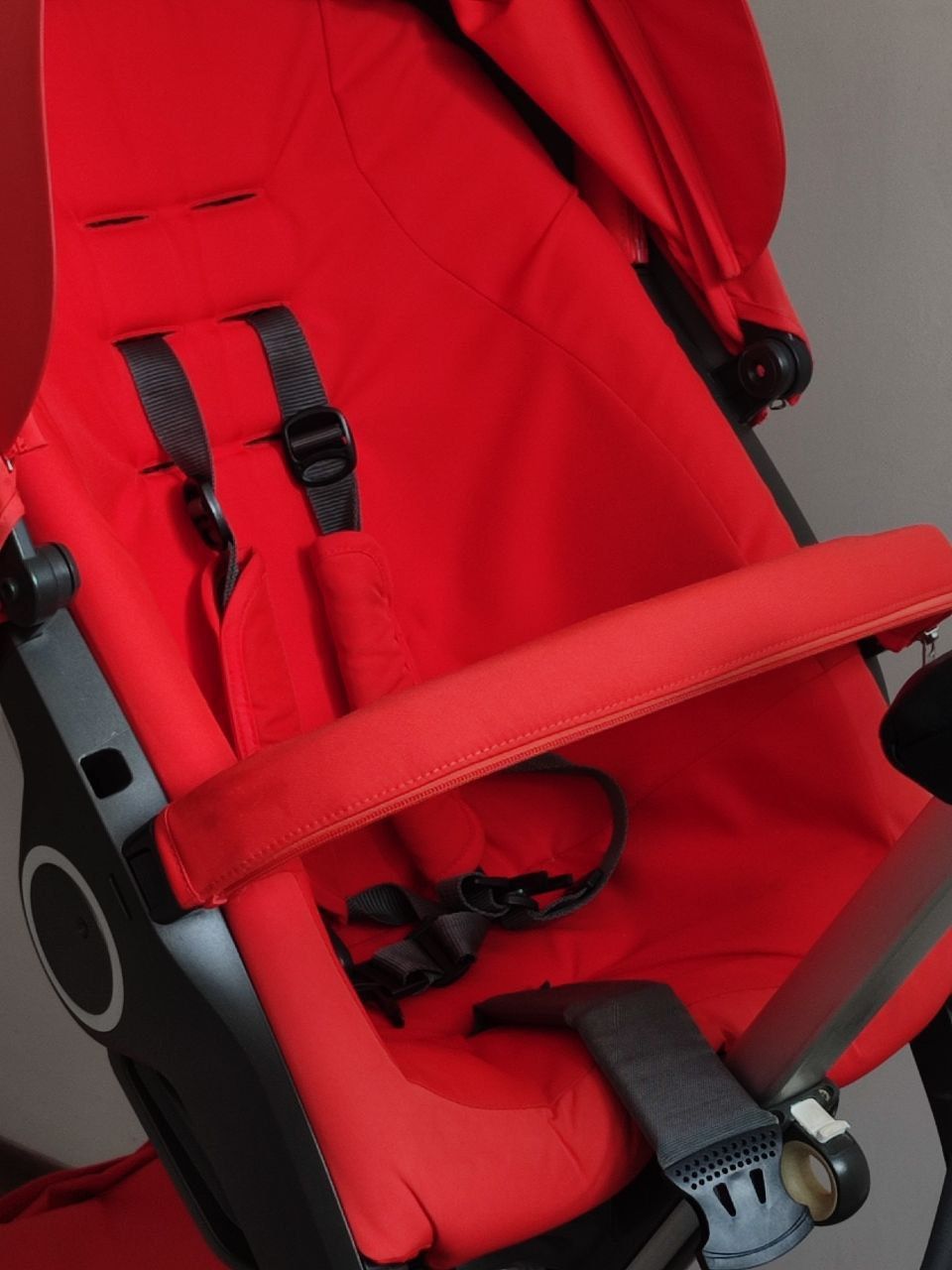 Коляска 2 в 1 Stokke V5