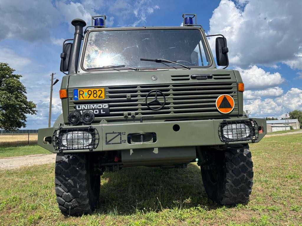 Sprzedam Mercedes Unimog 435  Sanitarny Kamper