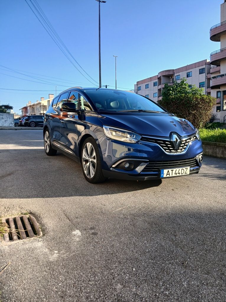 Renault grand scenic