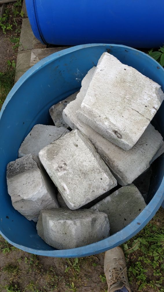 Pustaki biale jak za darmo