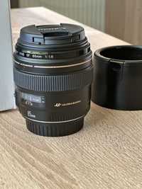 Canon EF 85mm f/1.8 USM  новий бленда