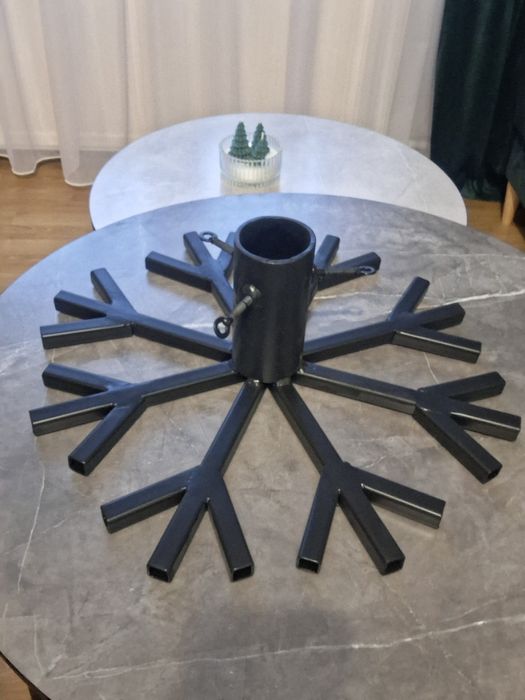 Stojak na choinkę ŚNIEŻYNKA