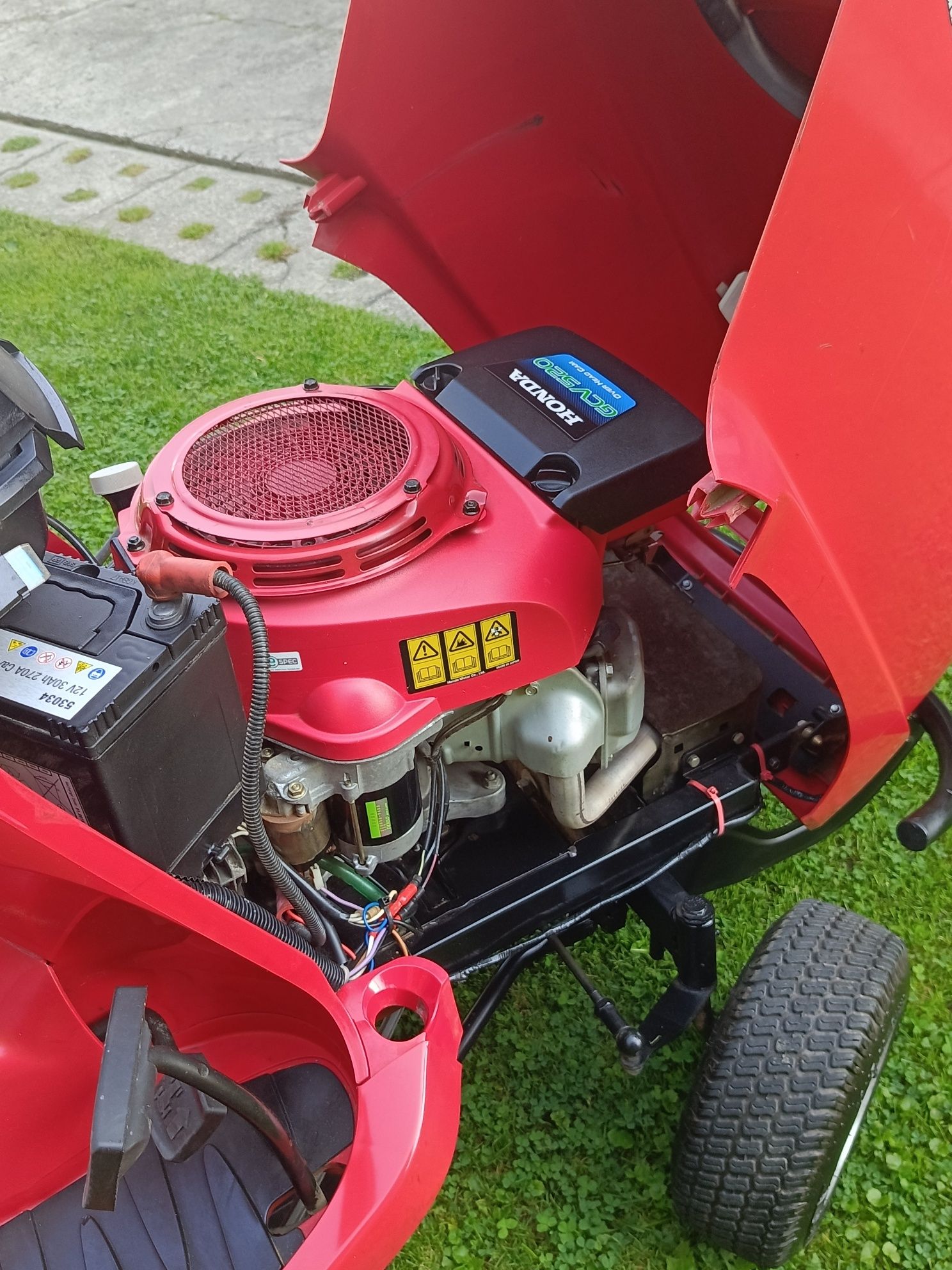 Kosiarka traktorek honda 2315