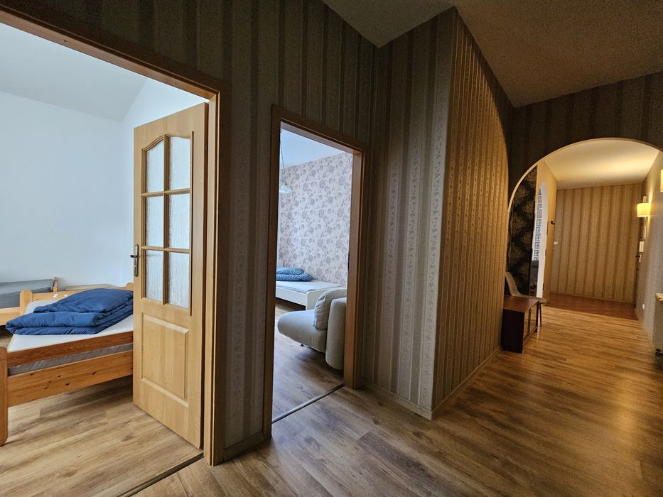 Apartament 3 pokoje z balkonem dla max 9 os. (na doby)