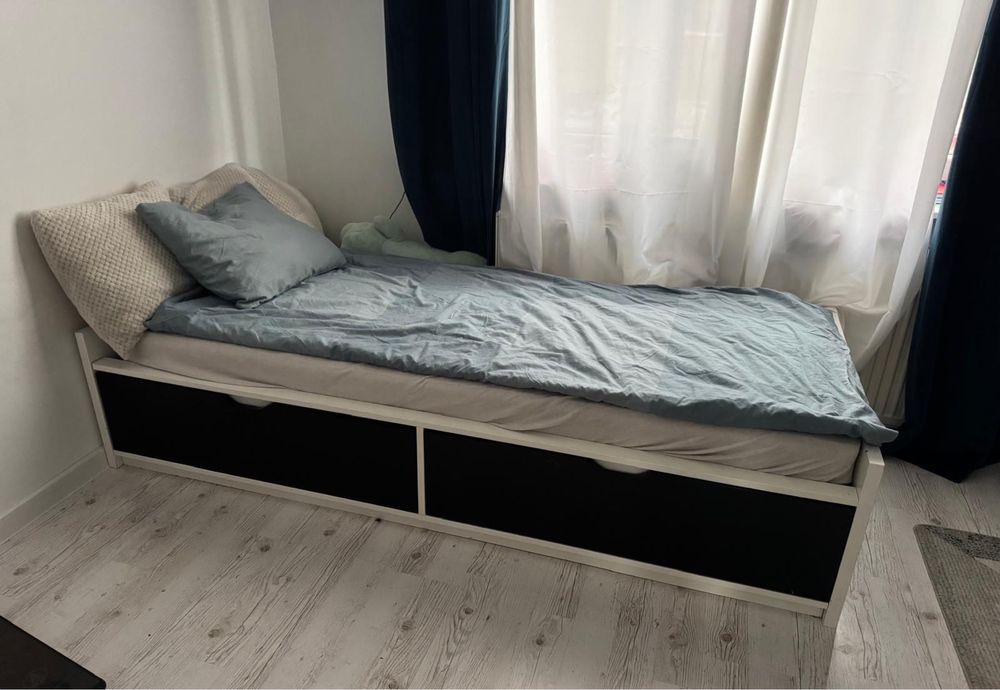 Ikea łozko jedno osobowe 90x200 z materacem