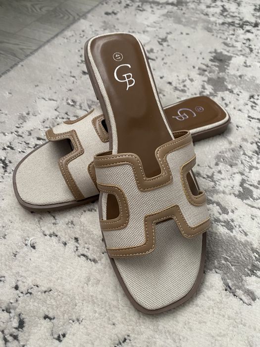 Продам Повністю Нові жіночі шльопанці р.40- 41