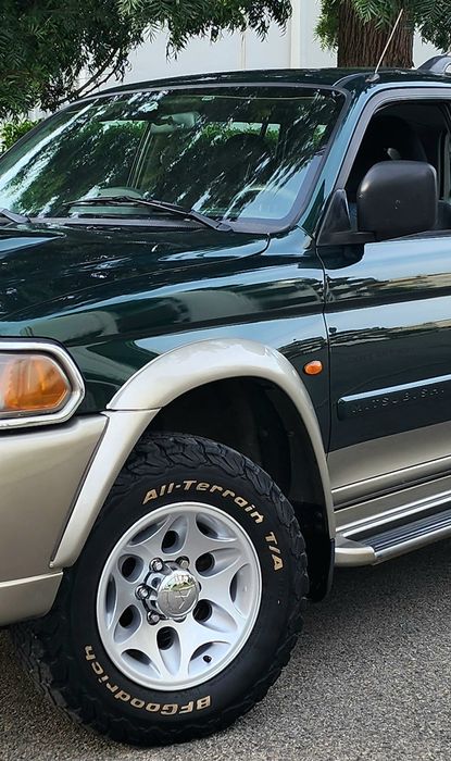 Mitsubishi Pajero Sportwagon GLS 2.5 TD