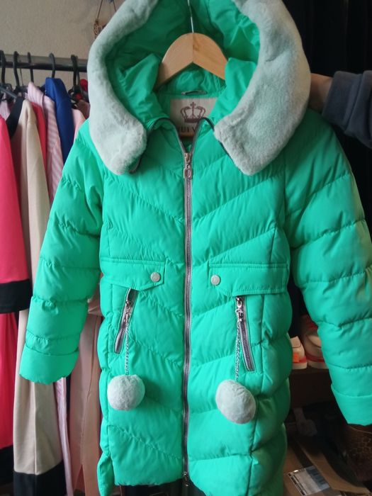 Продам теплу курточку