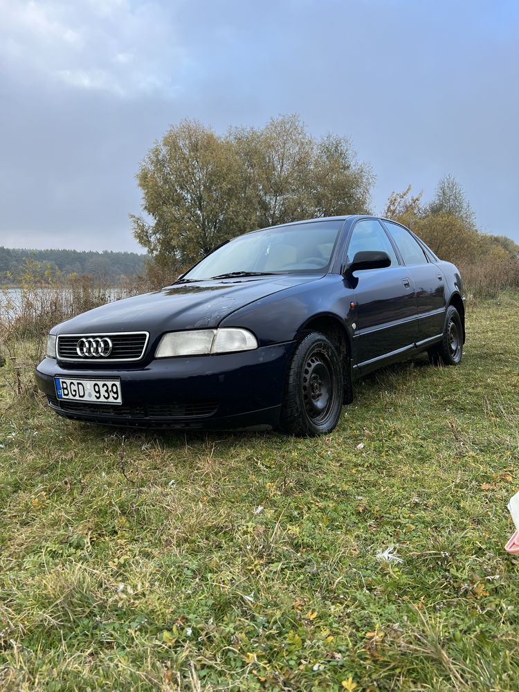 Ауді А4B5, 1,6 бензин, 1997 рік