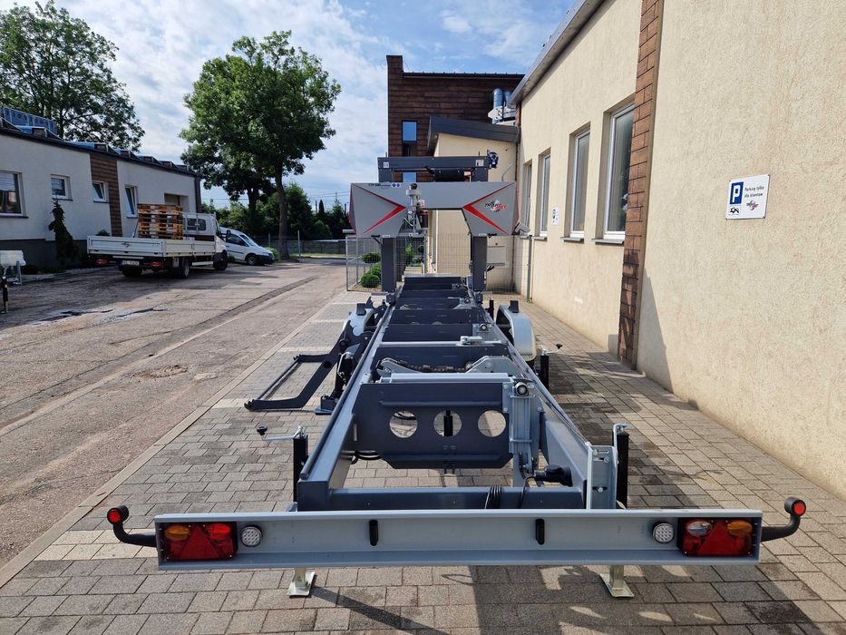 Trak taśmowy mobilny spalinowy HONDA TTP-600 Premium hydraulika