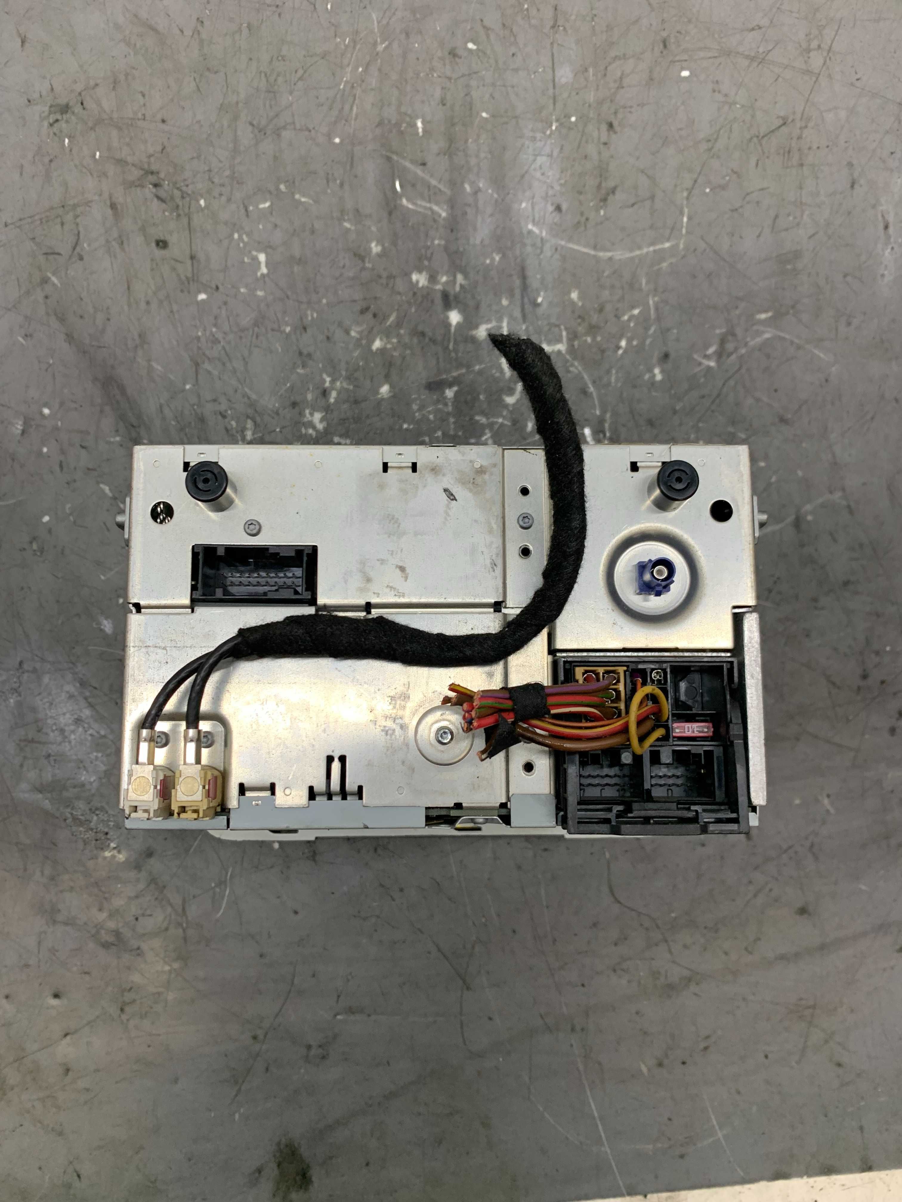 VW Passat B6 05-10 Radio Nawigacja