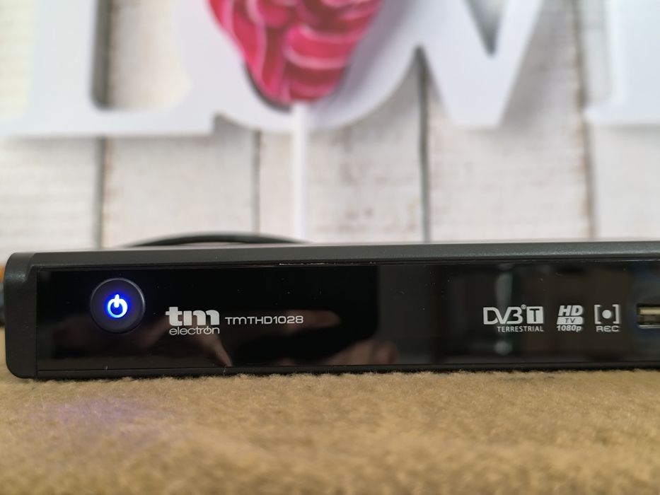 Recetor de Televisão Digital Terrestre (TDT)