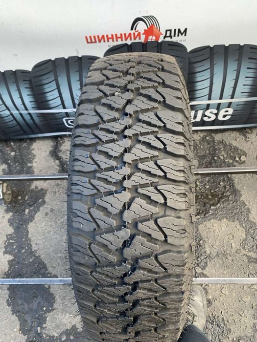 Шина 1 штука 235/75 R15 Range Runner всесезонна 10 мм