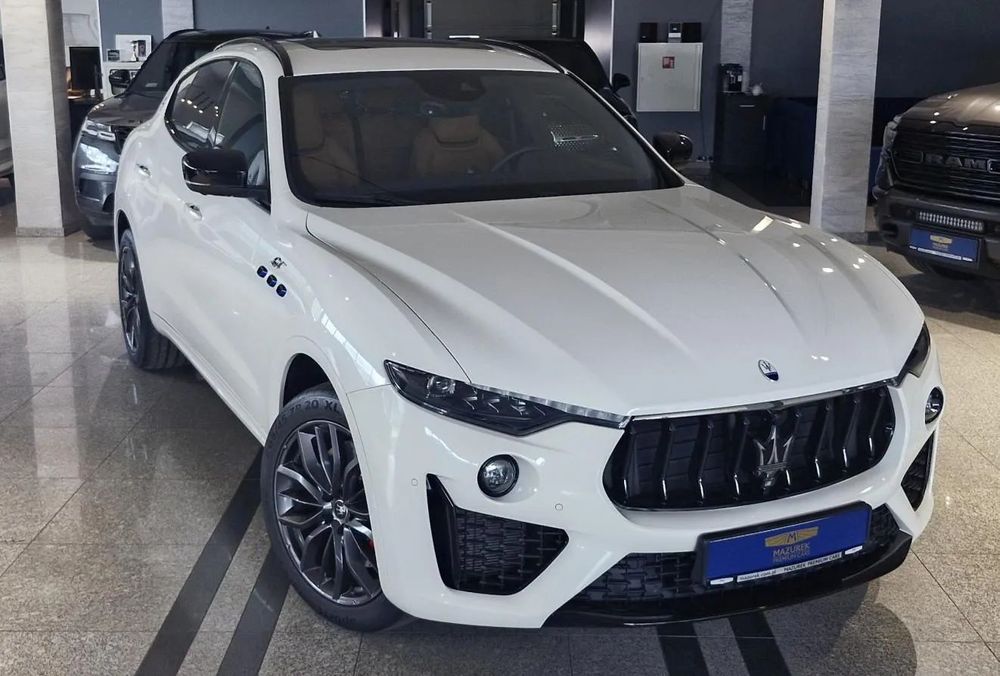 Maserati Levante GT AWD 330 KM Nerissimo Sport, Jak NOWY, Gwarancja do września 2027