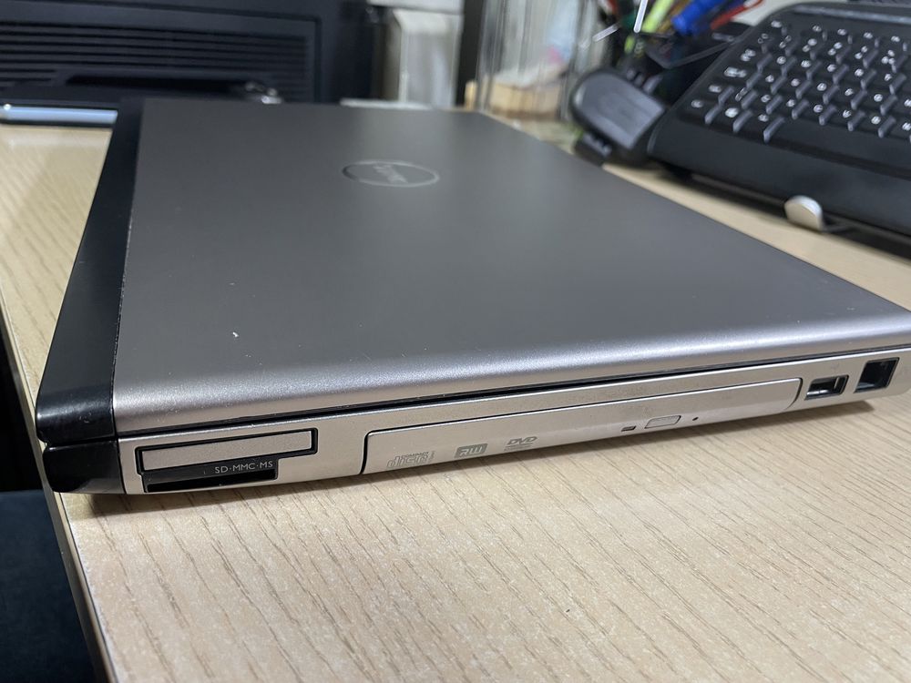 Dell vostro p09f