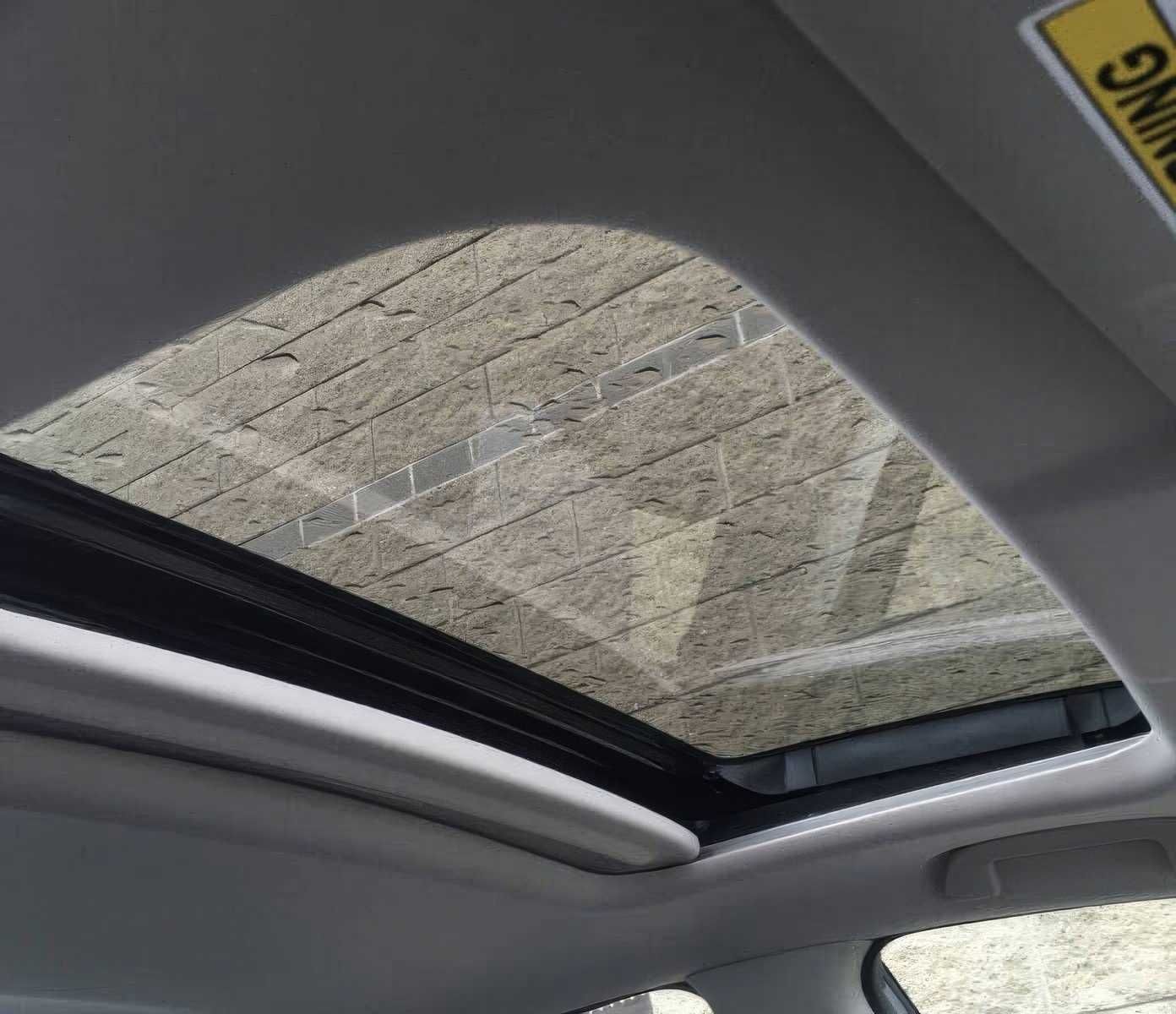 2021 Honda Insight Touring