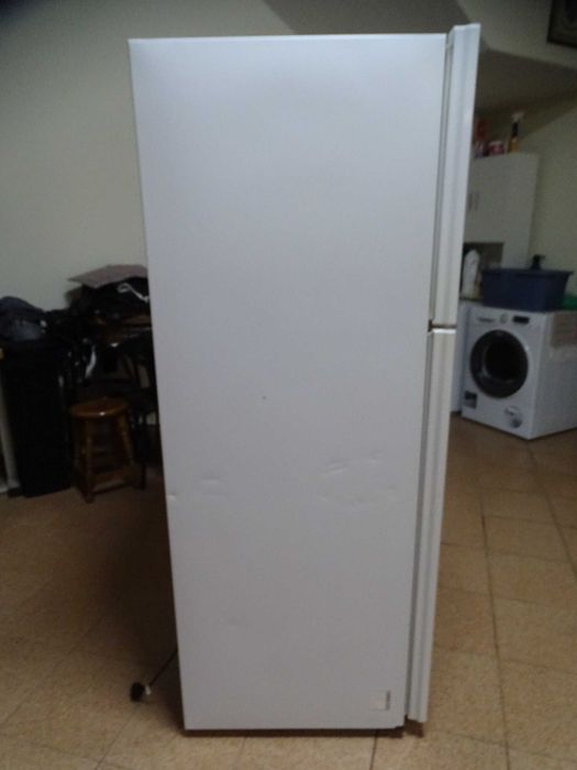 Frigorifico usado  Samsung-No Frost-163,5 CM-300 Litros Branco