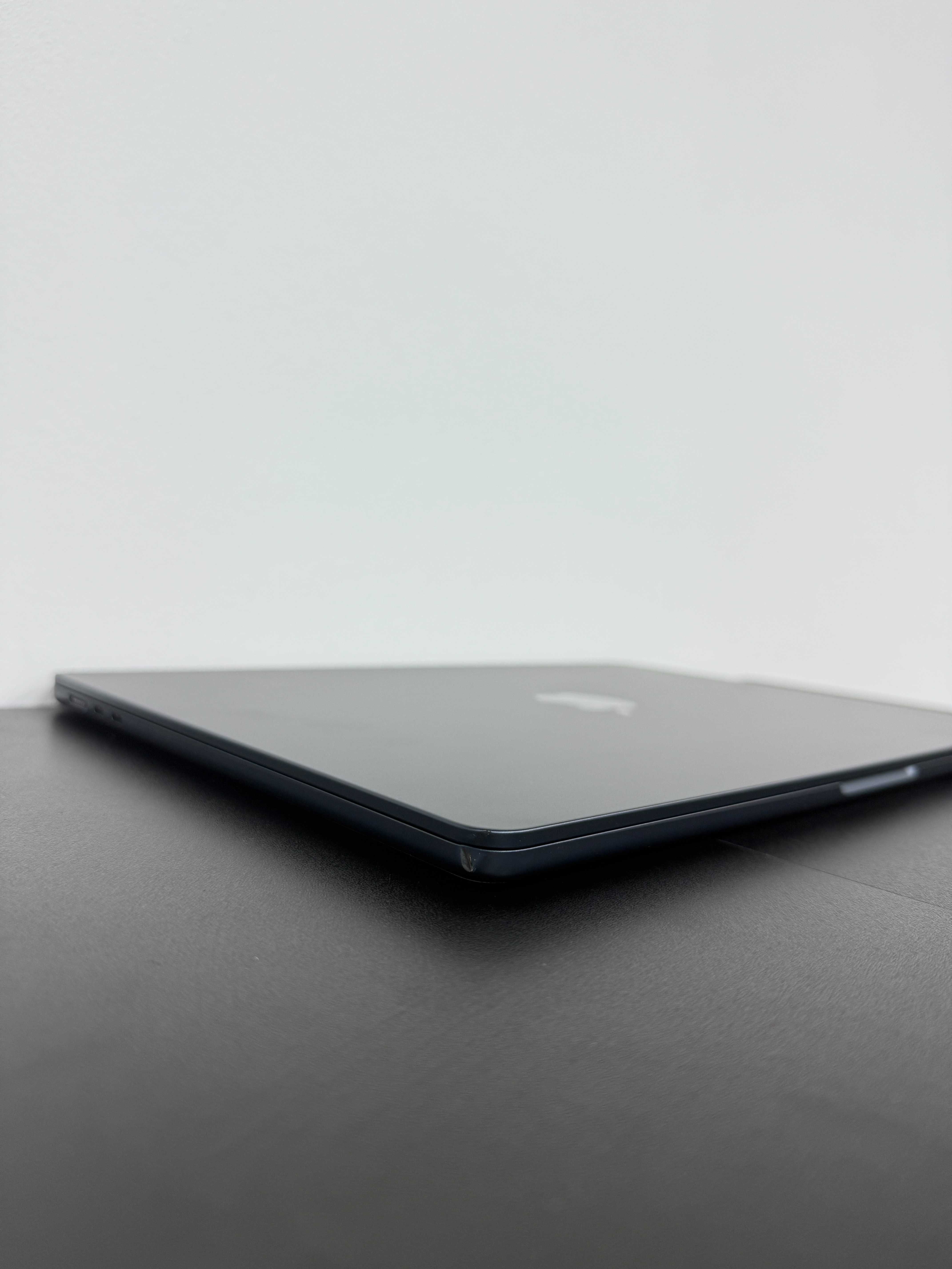 Macbook Air 15 2023 (випуск 2024) (M2/16gb/1000 ssd)Гарантія/ 539632SV