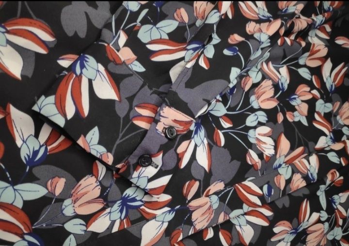 Bluzka koszulowa damska w kwiatowy print roz. 44