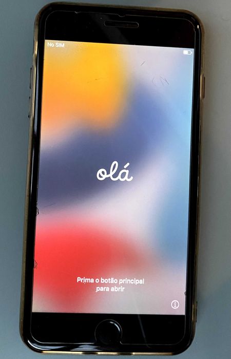 Iphone 7 Plus com carregador