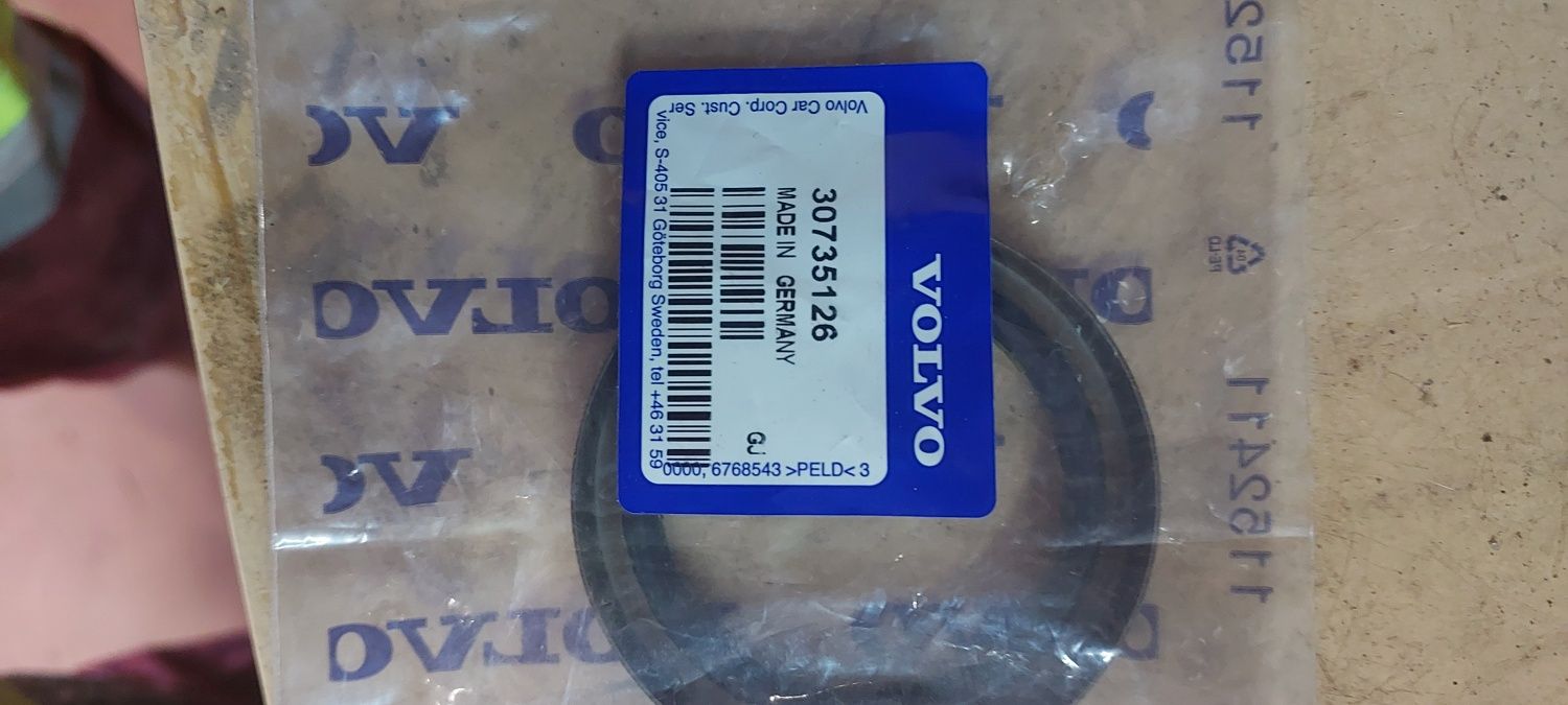 Сальники на двигатель Volvo XC60 2011(Дизель)