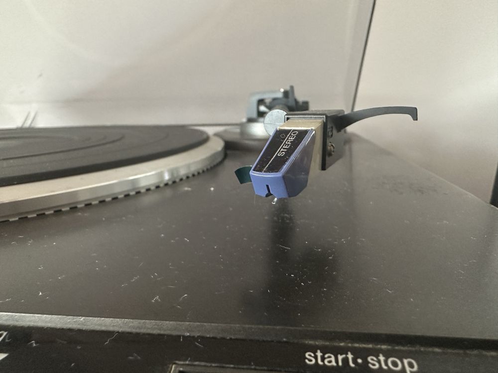 Gramofon Technics Quarts SL-Q300