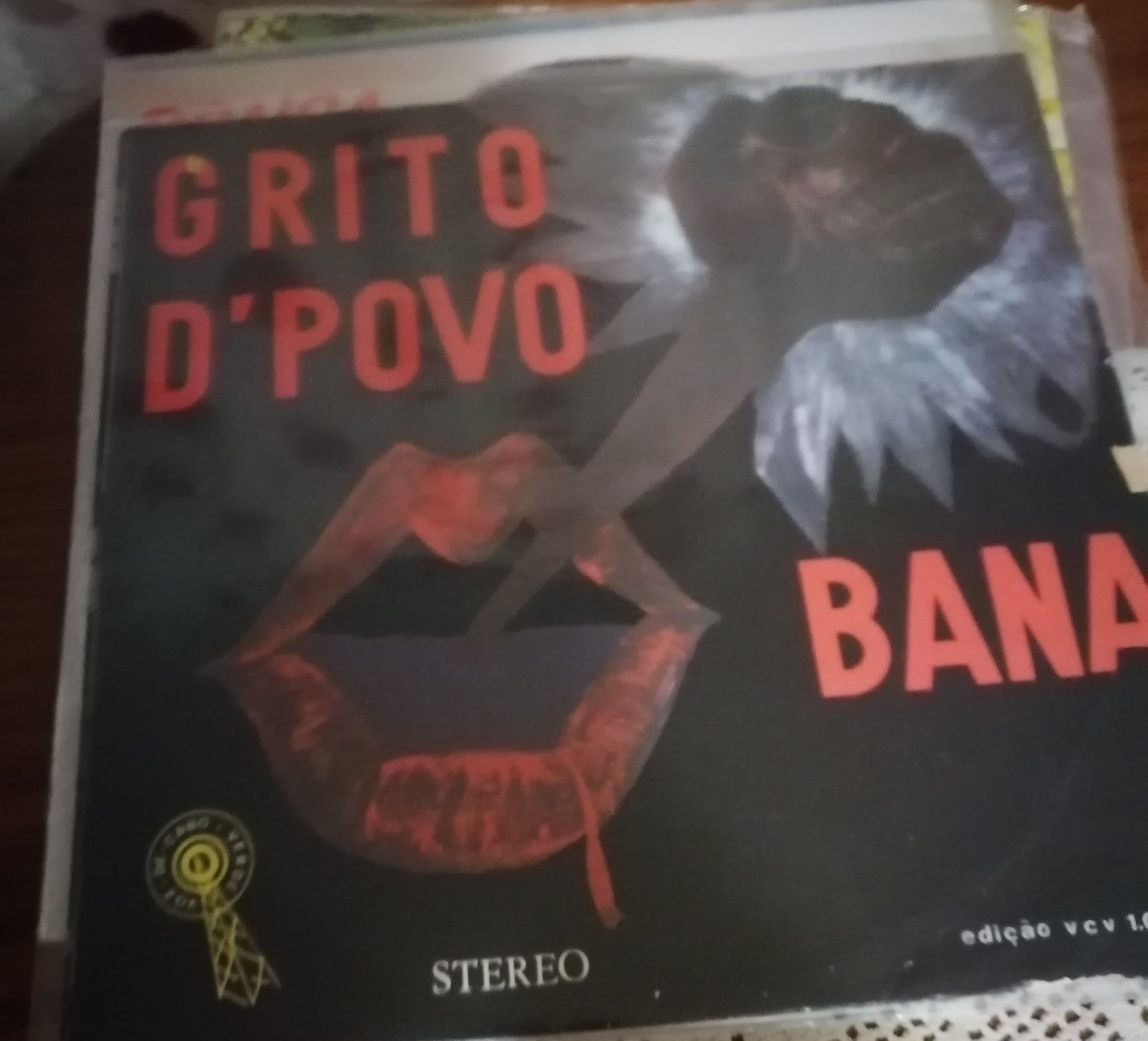 Música angolana e Cabo Verde,. Bonga, Valdemar e Bana Bastos